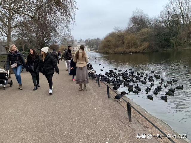 电话营销话术开场白
:做电话营销怎样说好开场白？