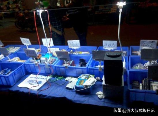 地摊套圈的营销方法
:现在摆地摊卖什么赚钱最快？