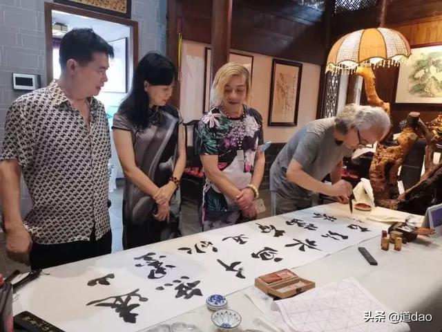 营销方式和手段
:什么样的销售方式让人感觉舒服？