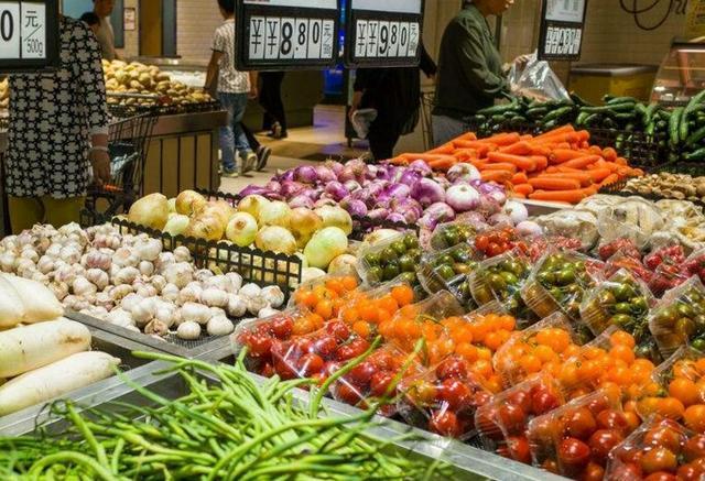 水果店活动营销方案
:小的蔬菜水果实体店促销活动方案？