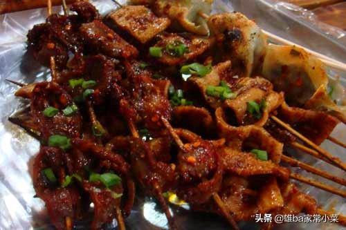 烧烤店怎么做营销
:烧烤作为夏天宵夜必不可少的美食，想开家烧烤店要怎么才能做到更好的营销？