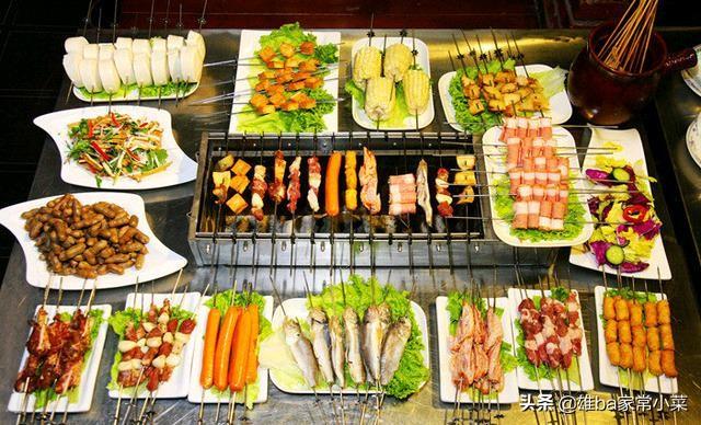 烧烤店怎么做营销
:烧烤作为夏天宵夜必不可少的美食，想开家烧烤店要怎么才能做到更好的营销？