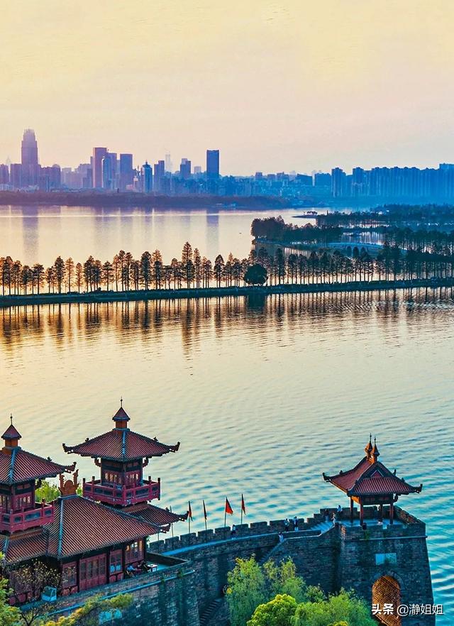 武汉小红书推广
:如何向世界推广武汉？