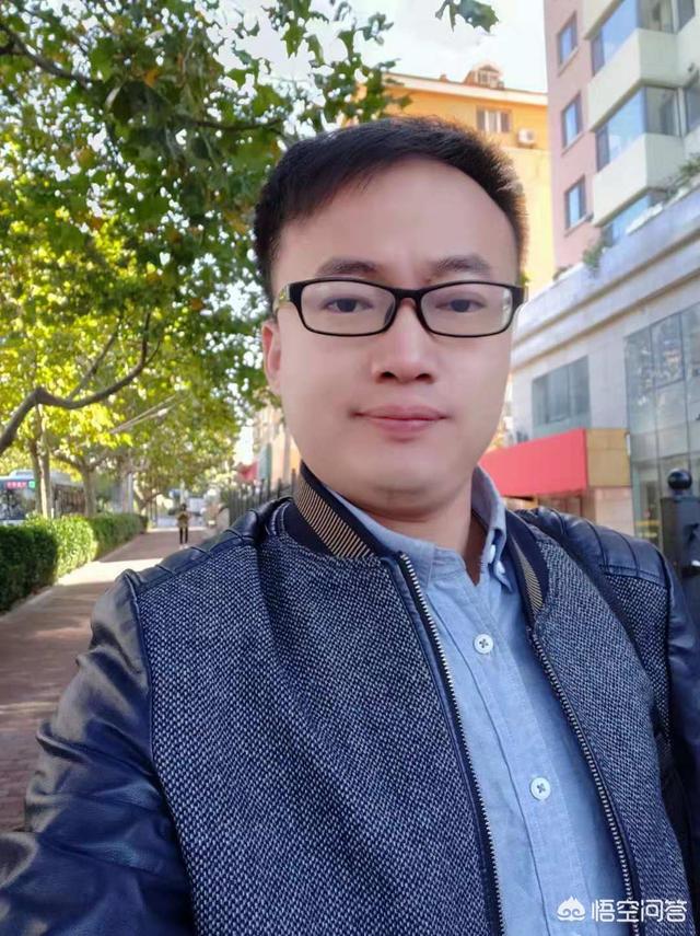 小红书账号运营
:品牌账号入驻小红书是否需要代运营？