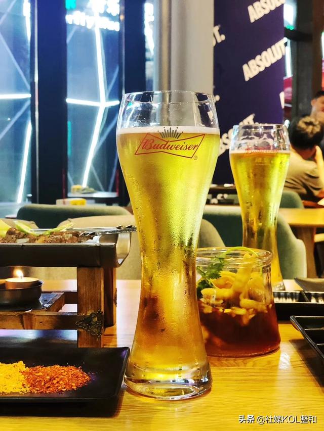 抖音品牌营销案例
:小餐饮品牌该如何从抖音上借势营销？