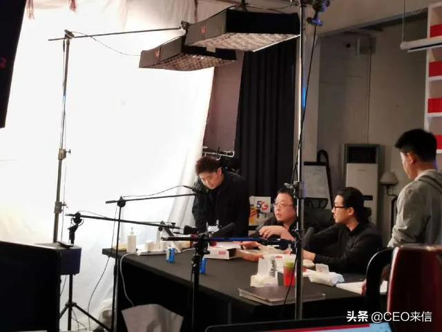 抖音的营销策略有哪些
:罗永浩的1.1亿单场直播销售总额，是罗永浩成功转型，还是抖音拉开电商序幕？