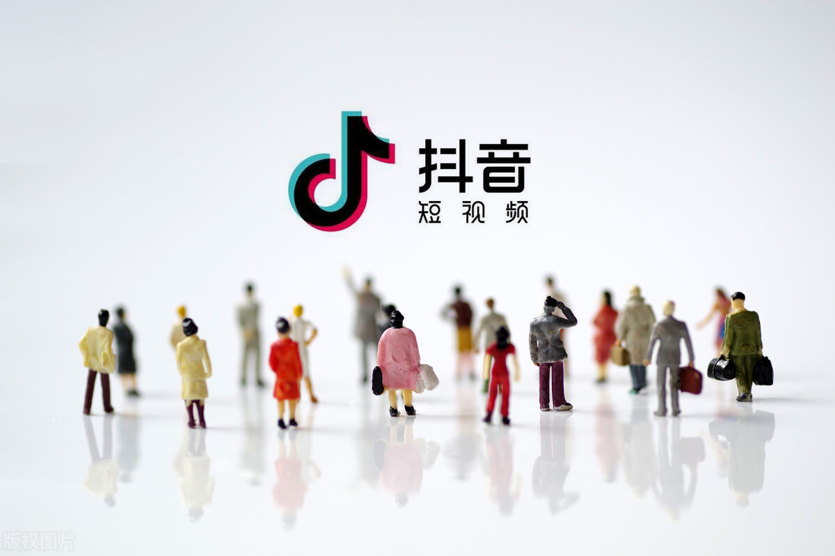 新手玩抖音,这样做快速成为爆款IP