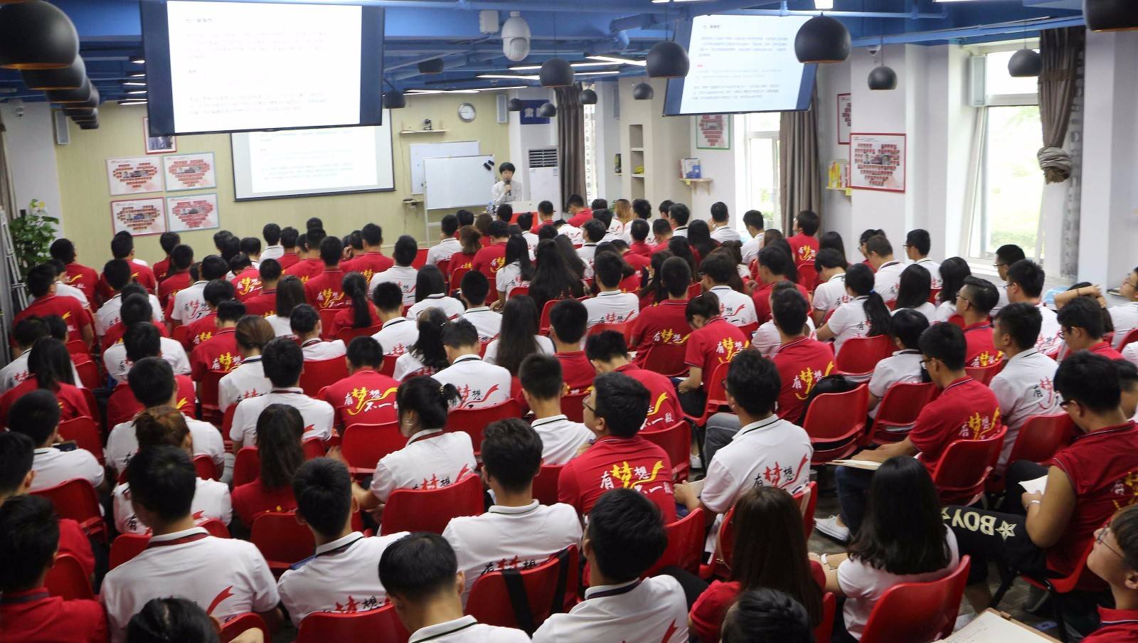 营销管培生是做什么的(营销管培生是做什么的泸州老窖)