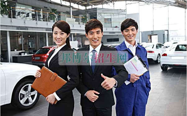 女生学汽车服务与营销(女生学汽车服务与营销前景)