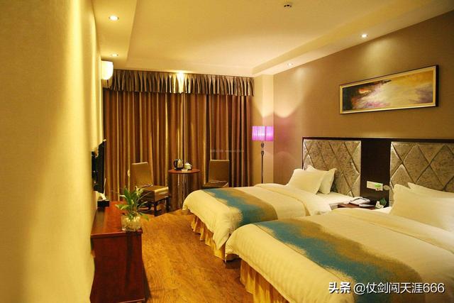 酒店客房营销方案
:旅游酒店在淡季的营销方案？